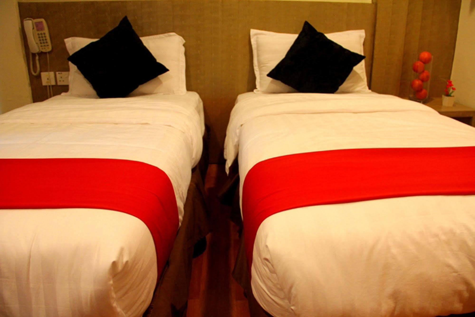 906 Hotel Melaka Raya Buitenkant foto